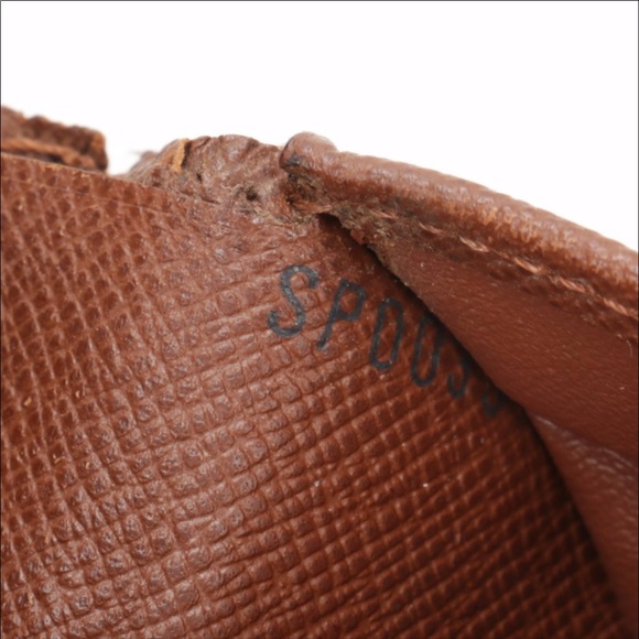 Louis Vuitton Elise Wallet - Picture 5 of 8